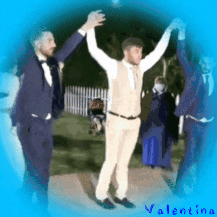 vRQPUJyBreVI.gif