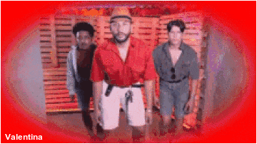 vjbuUOj1FuWy.gif