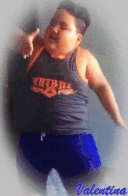 qHDMhbw8fgYM.gif