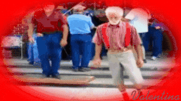 fQhggtPuBQl7.gif