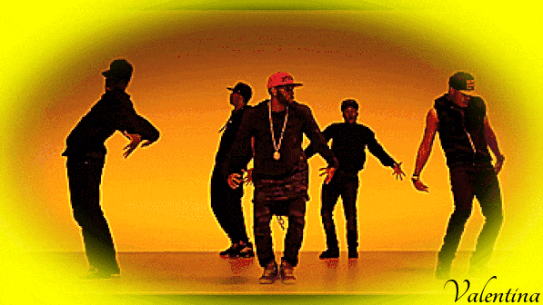 DYrWdI6r5VSe.gif