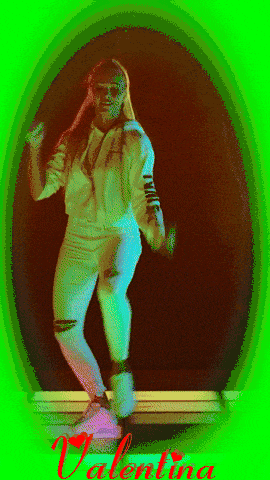 138U3AQhsbYh.gif